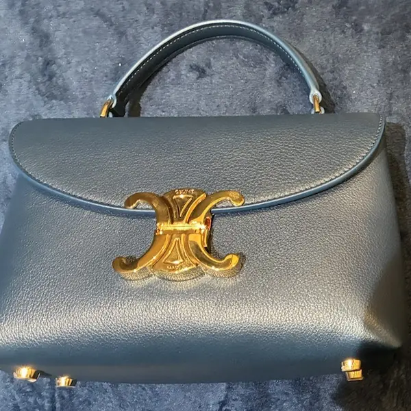 セリーヌ　ティーン ニノ　ティールブルー