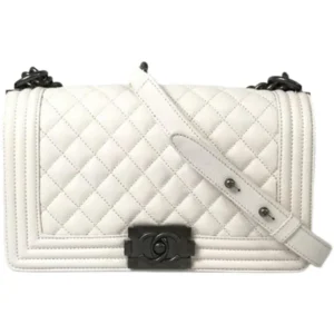 シャネル ボーイシャネル チェーンショルダーバッグ キャビアスキン