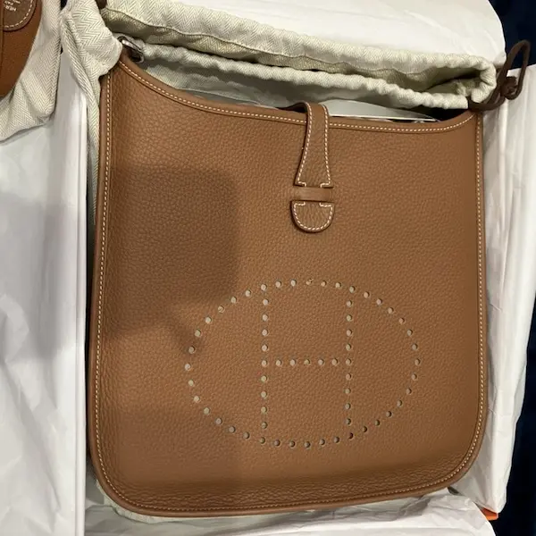 エルメス　エヴリン　W刻印