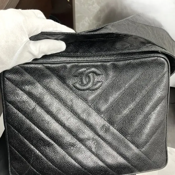 シャネル　ココマーク　バイアスステッチ　ショルダーバッグ