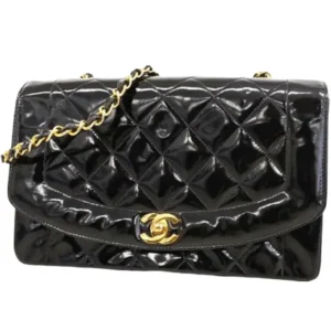 シャネル ダイアナ チェーンショルダーバッグ パテントレザー