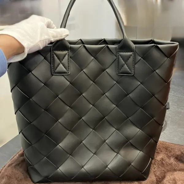 ボッテガ･ヴェネタ　マキシイントレチャート　トートバッグ