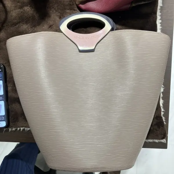 ルイ・ヴィトン　エピ　ノクタンブル