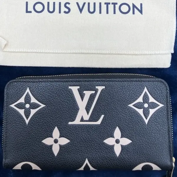 ルイ・ヴィトン　モノグラム・アンプラント　ジッピー・ウォレット