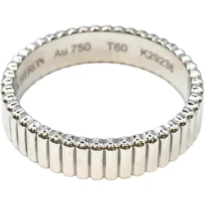 ブシュロン キャトル リング