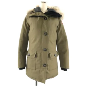 カナダグース ダウン