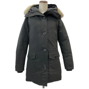 カナダグース ダウン