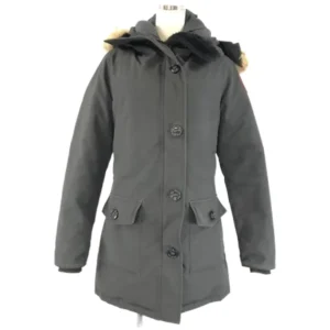 カナダグース ダウン