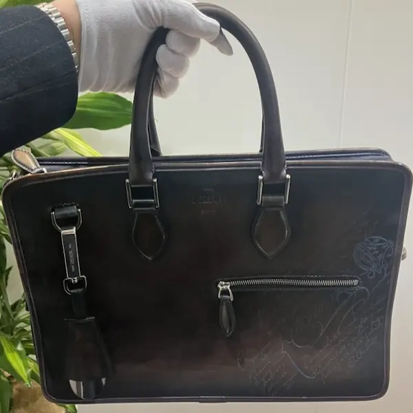 ベルルッティ　アンジュール　スクリットレザー　ブリーフケース