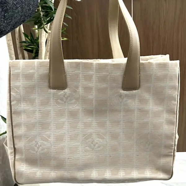 シャネル　ニュートラベルライン　トートバッグ