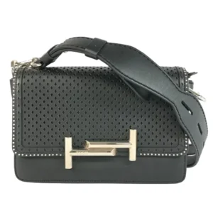 トッズ ショルダーバッグ レザー