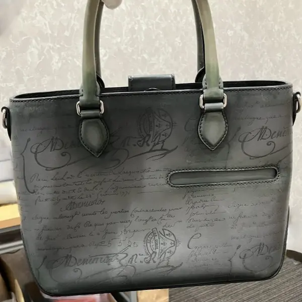 ベルルッティ　カリグラフィ　トゥジュールXS　トートバッグ
