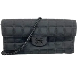 シャネル ニュートラベル チェーンショルダーバッグ ナイロン