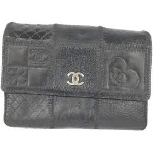 シャネル アイコン 財布 ラムスキン