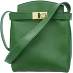 サルヴァトーレ・フェラガモ ガンチーニ ショルダーバッグ レザー