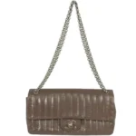 シャネル マドモアゼル チェーンショルダーバッグ レザー