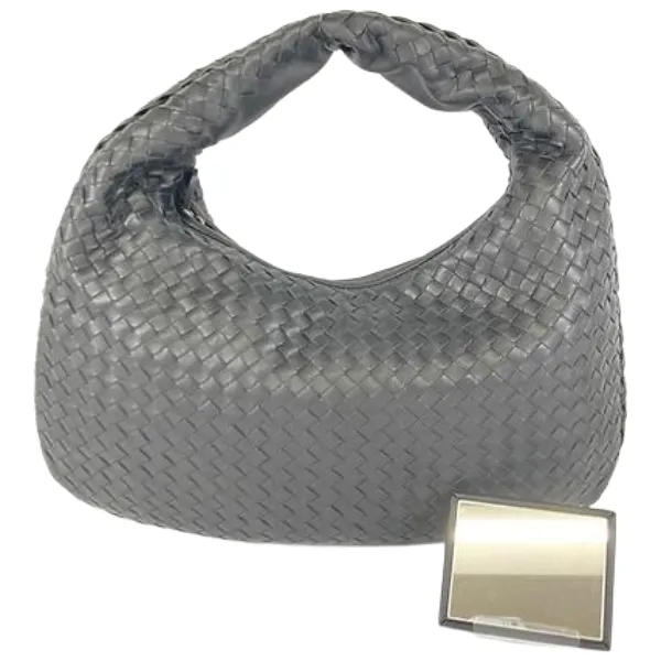 ボッテガ・ヴェネタ イントレチャート ショルダーバッグ レザー