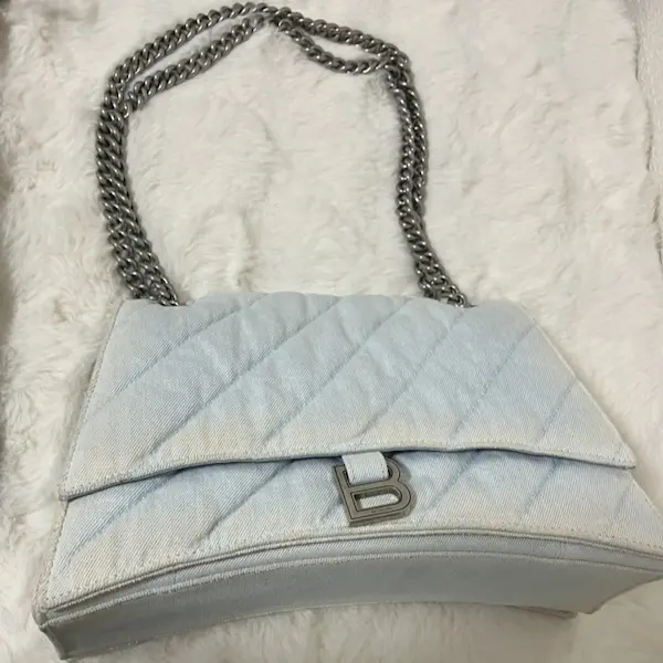 バレンシアガ　クラッシュ　ミディアムチェーンバッグ