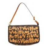 ルイ・ヴィトン モノグラムグラフィティ ポシェットアクセソワール ポーチ M92193 