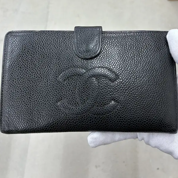 シャネル　ココマーク　キャビアスキン　長財布