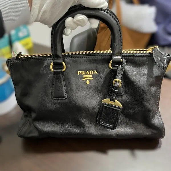 プラダ　レザー　2wayバッグ