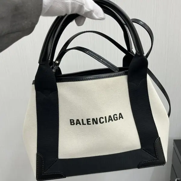 バレンシアガ　ネイビーカバ　トートバッグ