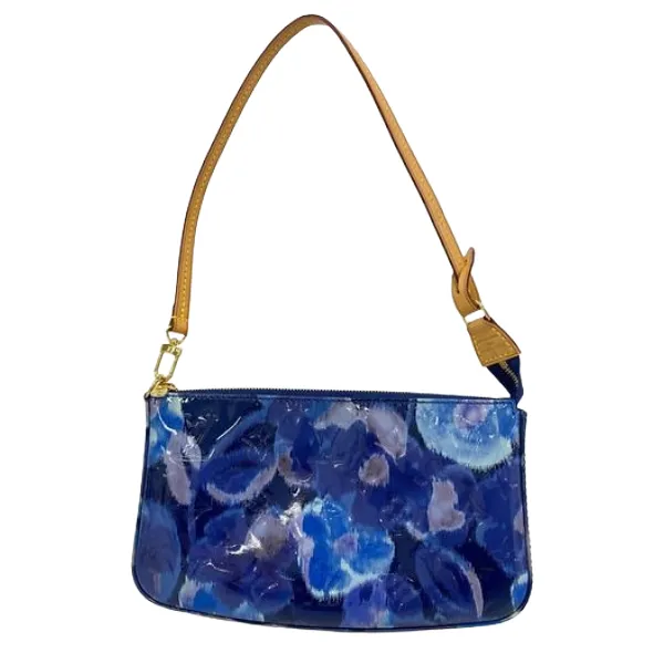 ルイ・ヴィトン モノグラムヴェルニ アーシペル ポシェットアクセソワール ポーチ M90041