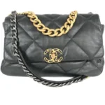 シャネル シャネル19 チェーンショルダーバッグ レザー