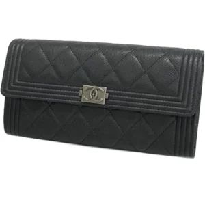 シャネル ボーイシャネル 財布 キャビアスキン