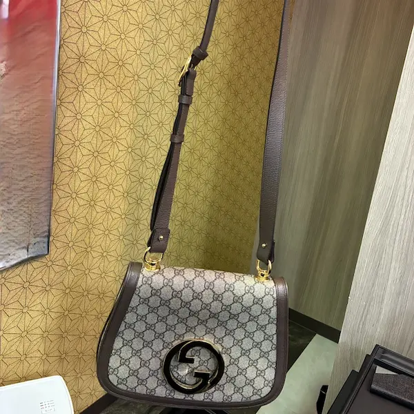 グッチ　ブロンディ　GGスプリーム　ショルダーバッグ