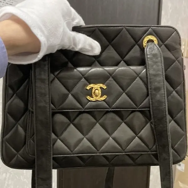 シャネル　ショルダーバッグ