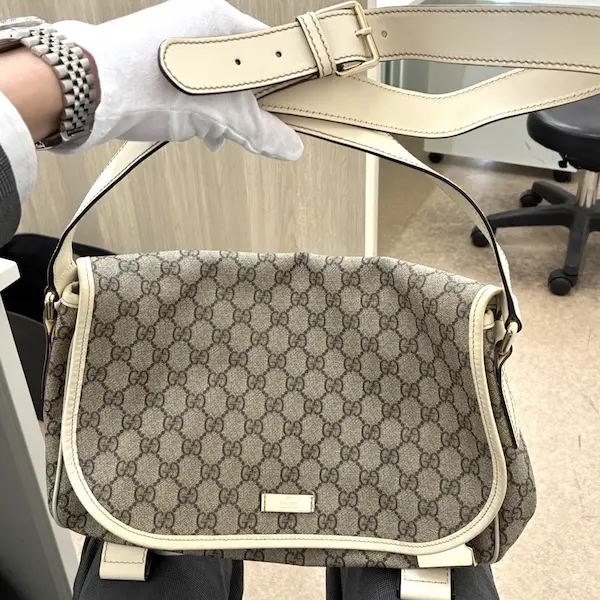グッチ　GGスプリーム　ショルダーバッグ