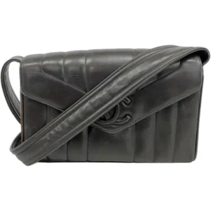 シャネル マドモアゼル ショルダーバッグ ラムスキン