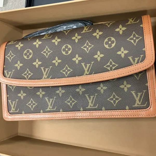 ルイ・ヴィトン　モノグラム　ポシェット・ダム