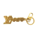 ルイ・ヴィトン キーホルダーLVラバーズスタッズ キーホルダー M01755