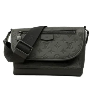 ルイ・ヴィトン モノグラムシャドウ パルスメッセンジャー ショルダーバッグ M14874 