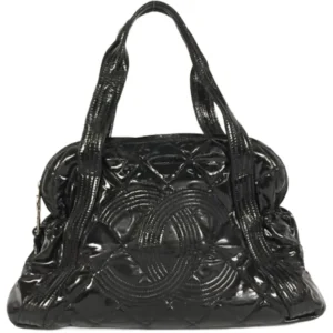 シャネル ボストンバッグ パテントレザー