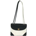 シャネル マドモアゼル ショルダーバッグ ラムスキン