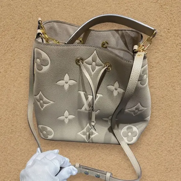 ルイ・ヴィトン　モノグラム・アンプラント　ネオノエ