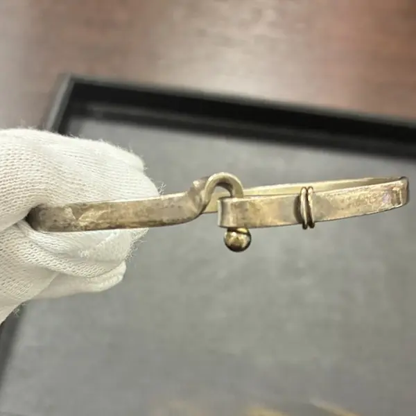 ティファニー　フック＆アイ　バングル