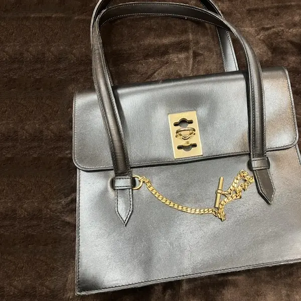 セリーヌ　ハンドバッグ　レザー