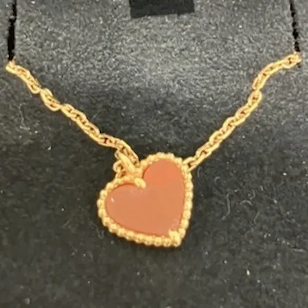 ヴァンクリーフ＆アーペル　スウィート アルハンブラ　ハート　ペンダント