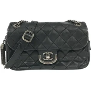 シャネル ワイルドステッチ チェーンショルダーバッグ ラムスキン