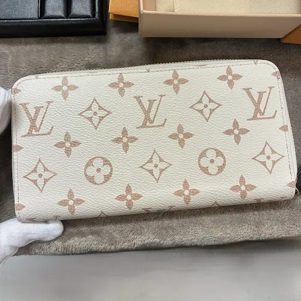 ルイ・ヴィトン　モノグラム・デュンヌ　ジッピー・ウォレット