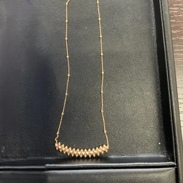 カルティエ　クラッシュ ドゥ カルティエ MM　ネックレス