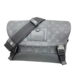 ルイ・ヴィトン モノグラムエクリプス メッセンジャーヴォワヤージュPM ショルダーバッグ M40511