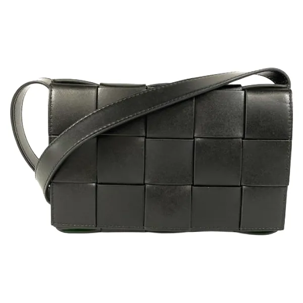 ボッテガ・ヴェネタ カセット ショルダーバッグ レザー