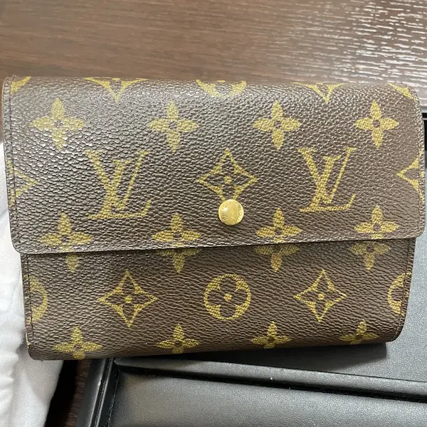 ルイ・ヴィトン　モノグラム　三つ折り財布