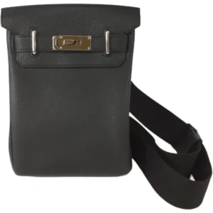 エルメス ケリーアッカドPM ボディバッグ レザー K刻印 シルバー金具