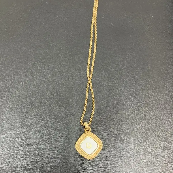 クリスチャン ディオール　ネックレス